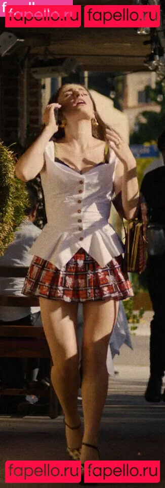 Rachel Anne Sennott Onlyfans Photo Gallery 