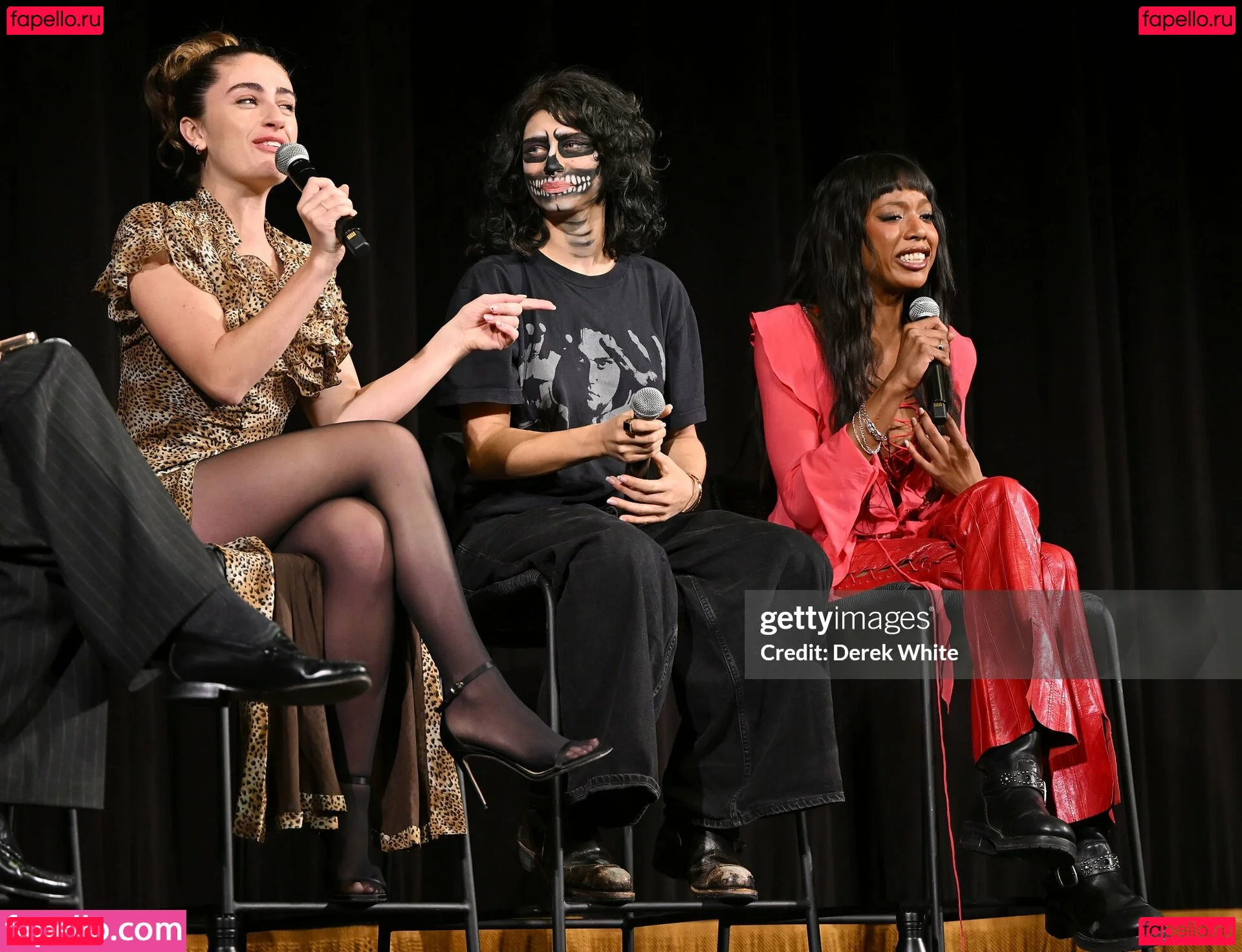 Rachel Anne Sennott Onlyfans Photo Gallery 