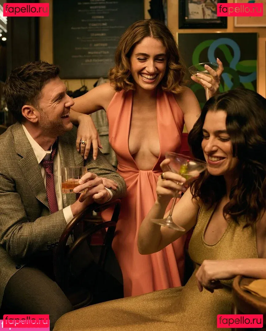 Rachel Anne Sennott Onlyfans Photo Gallery 