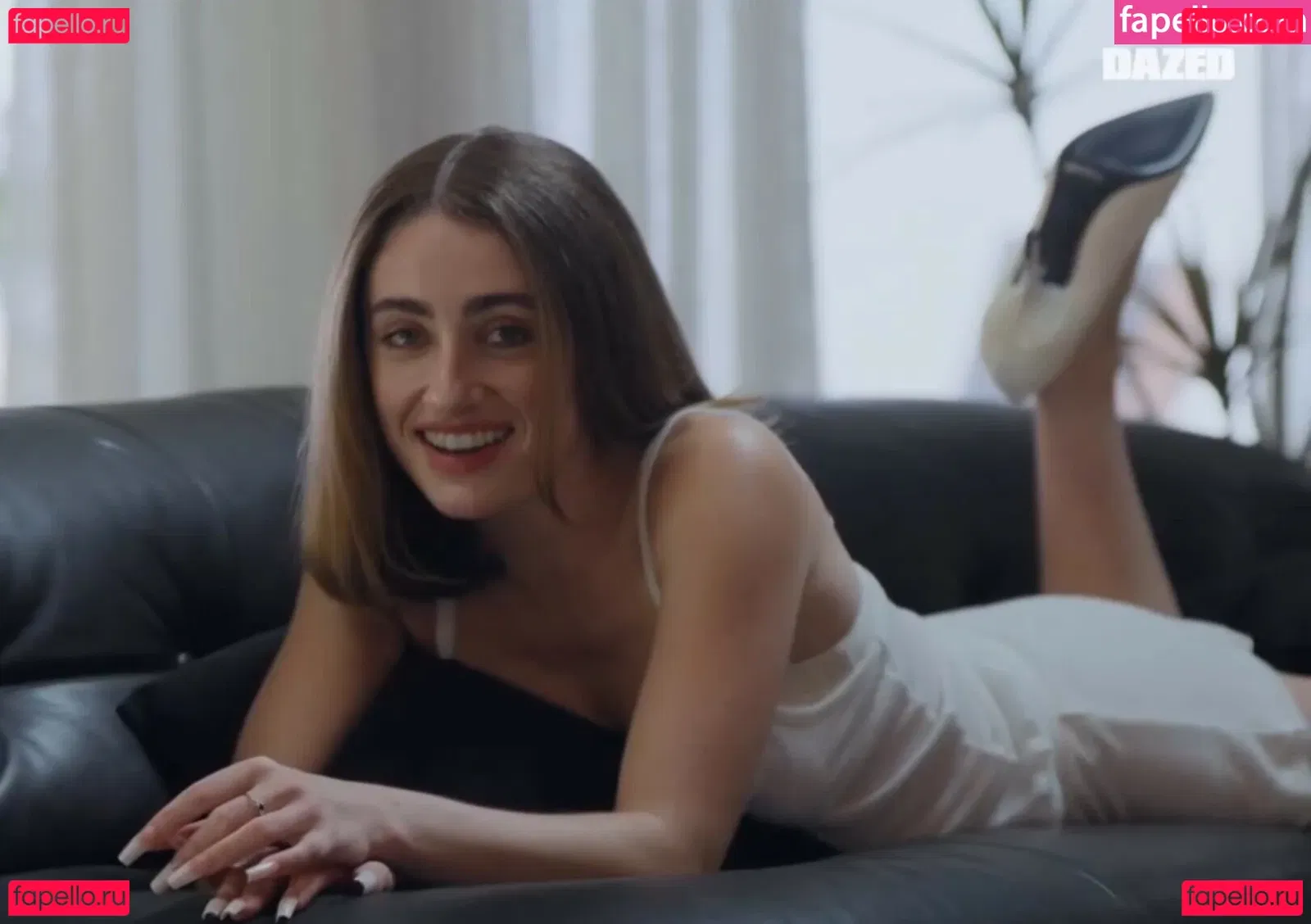 Rachel Anne Sennott Onlyfans Photo Gallery 