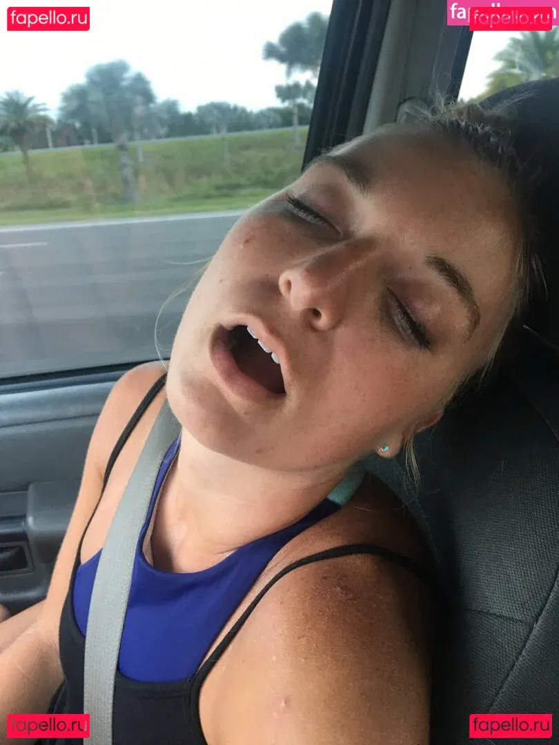 Chelsea Kreiner Onlyfans Photo Gallery 