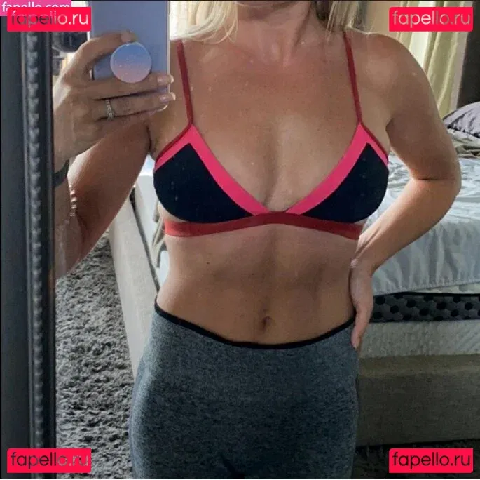 Chelsea Kreiner Onlyfans Photo Gallery 