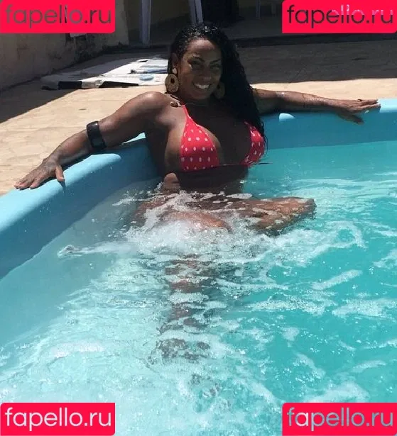 Rosiane Pinheiro Onlyfans Photo Gallery 