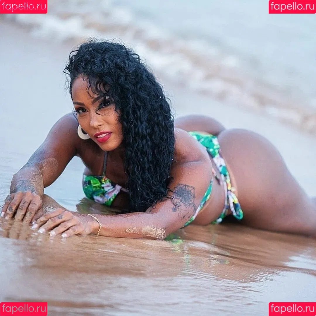 Rosiane Pinheiro Onlyfans Photo Gallery 