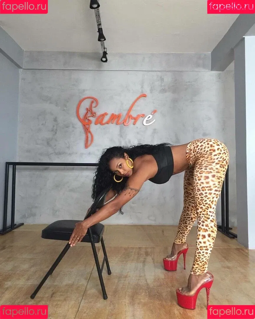 Rosiane Pinheiro Onlyfans Photo Gallery 