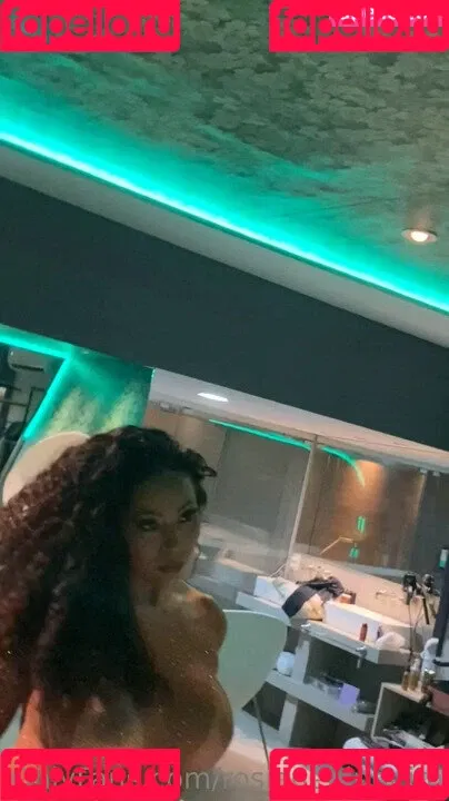 Rosiane Pinheiro Onlyfans Photo Gallery 