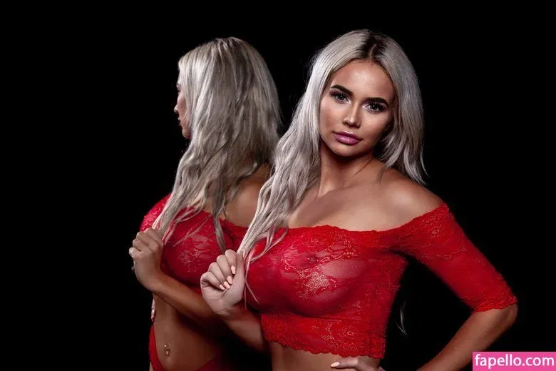 MeganPrice Onlyfans Photo Gallery 