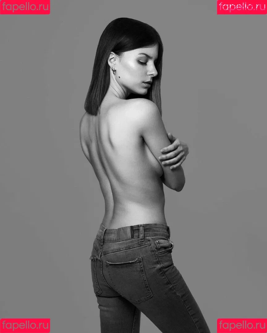 Muriel Melinda Onlyfans Photo Gallery 