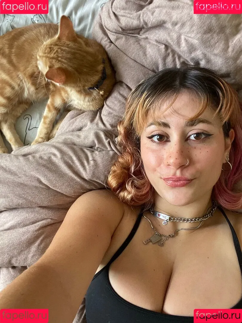 Oatmilkmommy Onlyfans Photo Gallery 