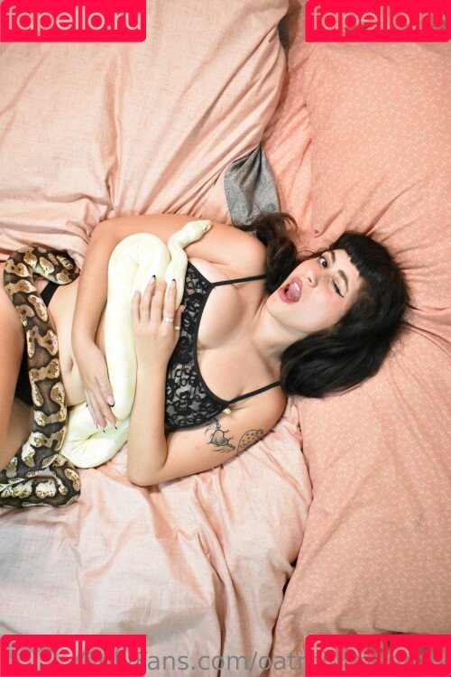 Oatmilkmommy Onlyfans Photo Gallery 