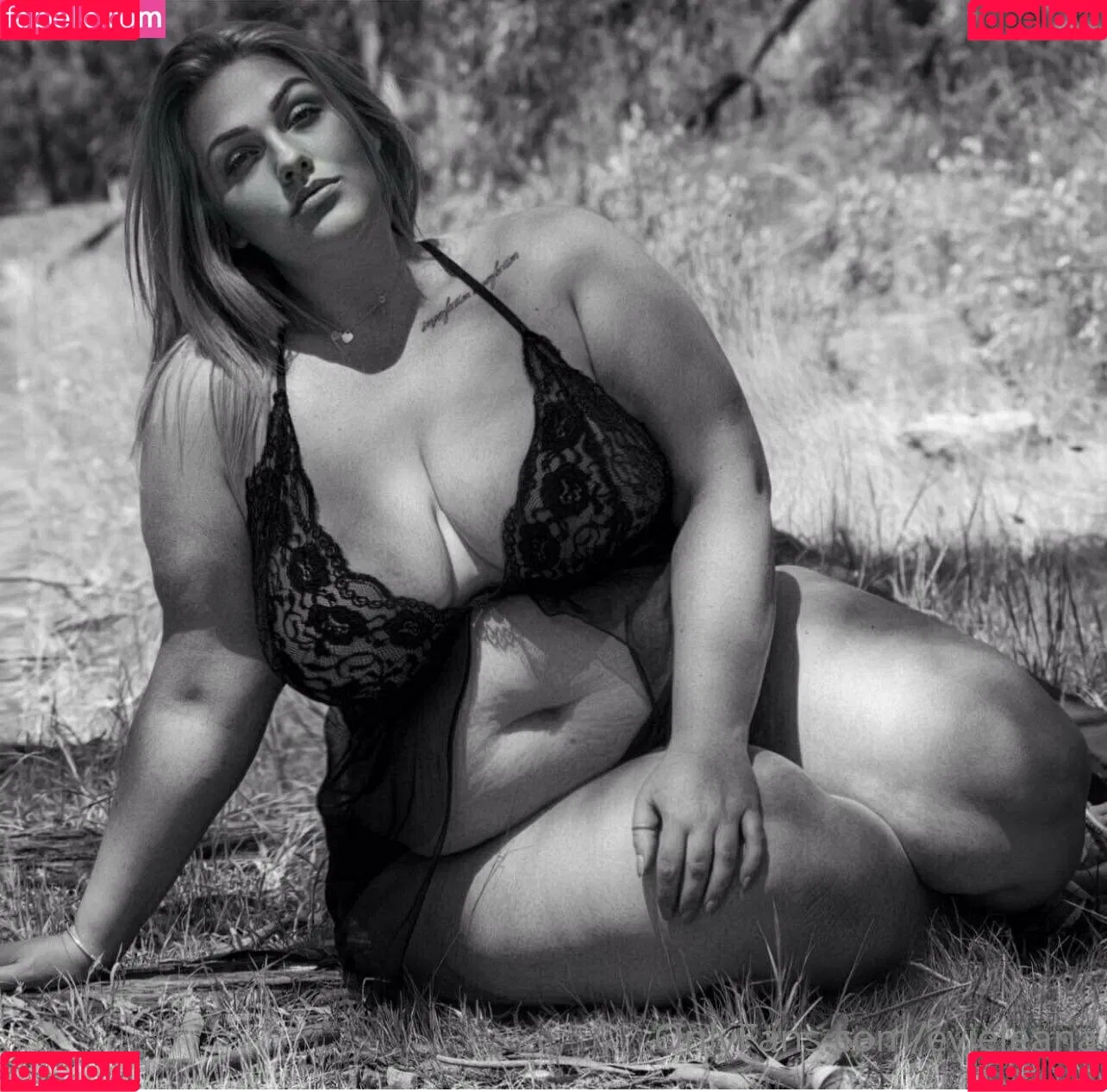 evieleana Onlyfans Photo Gallery 