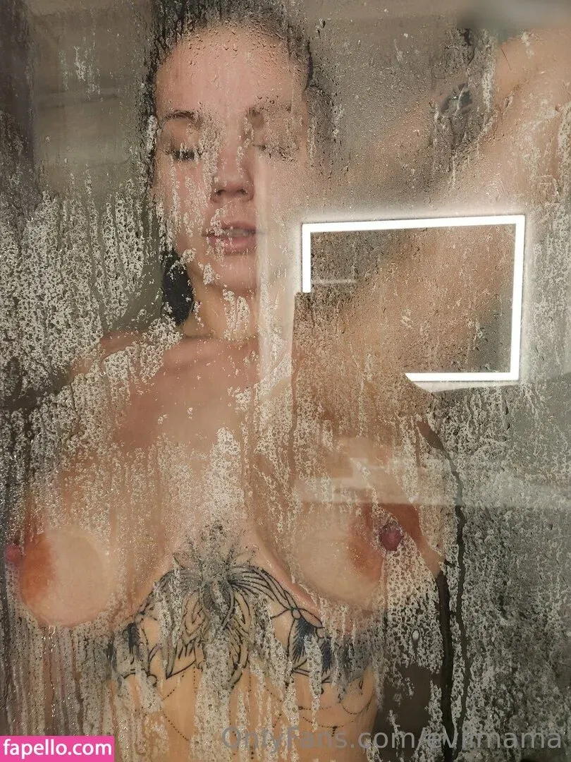 evieleana Onlyfans Photo Gallery 