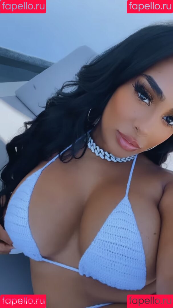 Ayisha Diaz Onlyfans Photo Gallery 