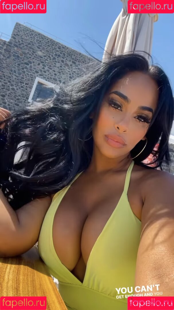 Ayisha Diaz Onlyfans Photo Gallery 