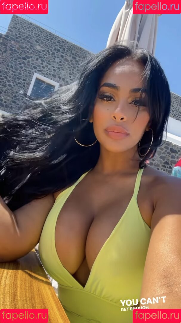 Ayisha Diaz Onlyfans Photo Gallery 