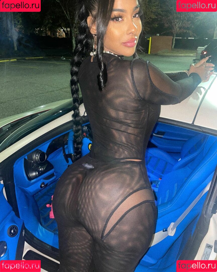 Ayisha Diaz Onlyfans Photo Gallery 