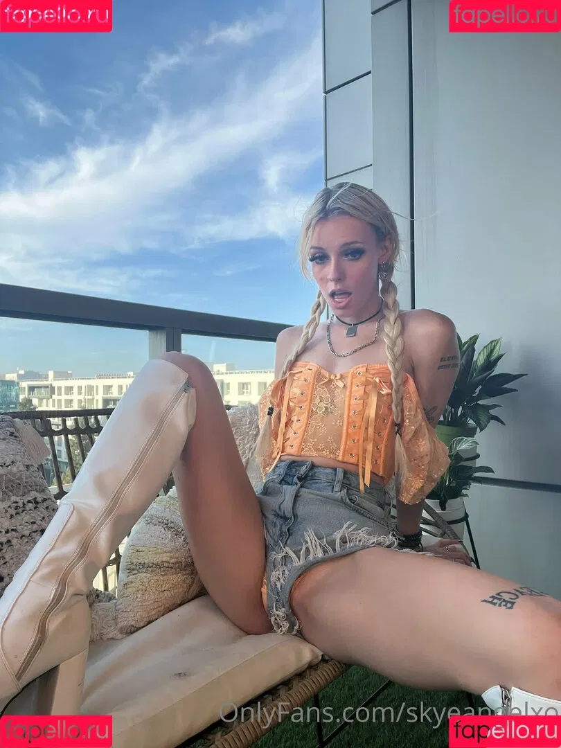skyeangelxo Onlyfans Photo Gallery 