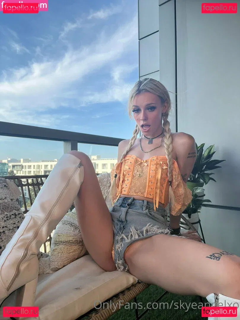 skyeangelxo Onlyfans Photo Gallery 