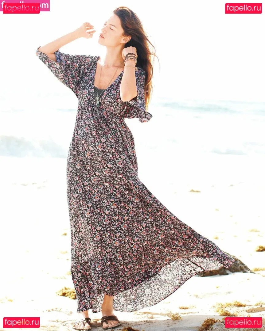 Aline Nakashima Onlyfans Photo Gallery 