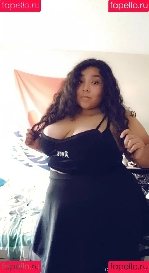 atzula Onlyfans Photo Gallery 
