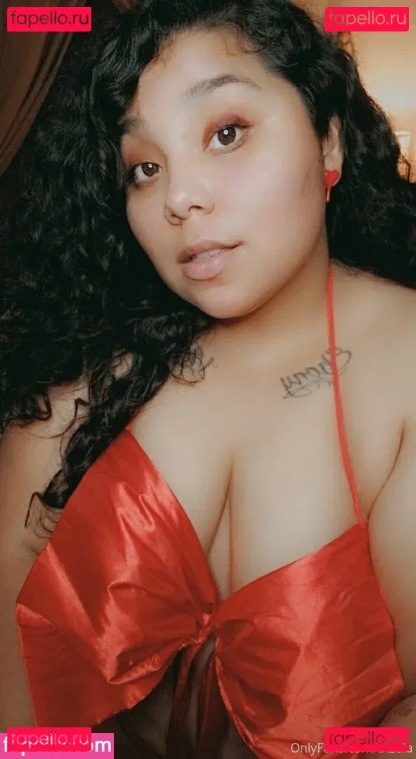 atzula Onlyfans Photo Gallery 