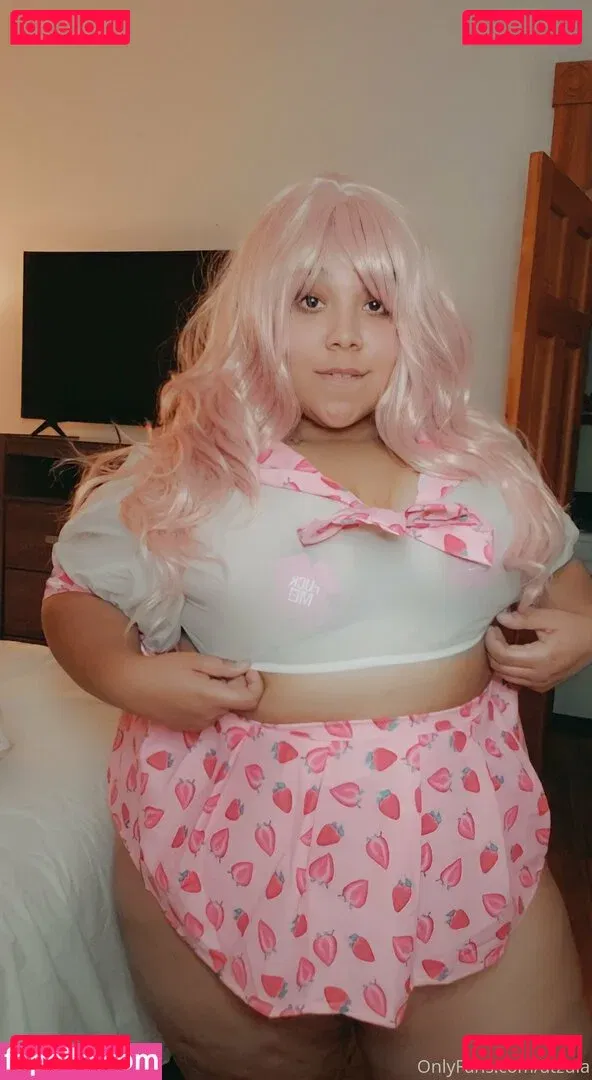 atzula Onlyfans Photo Gallery 