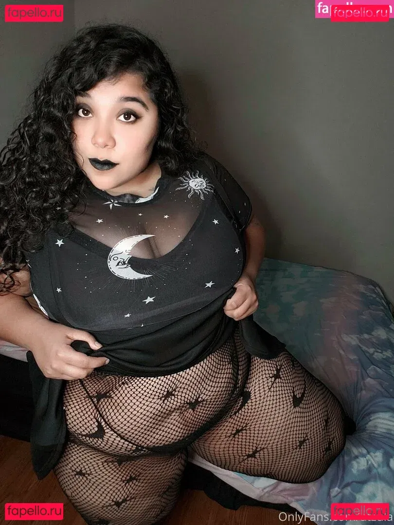 atzula Onlyfans Photo Gallery 