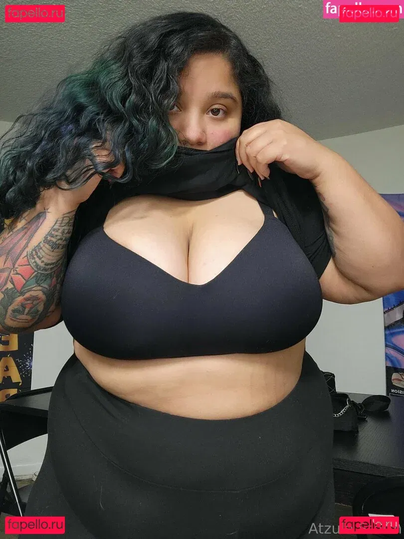 atzula Onlyfans Photo Gallery 