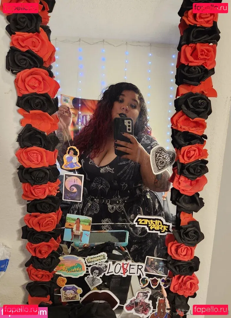 atzula Onlyfans Photo Gallery 