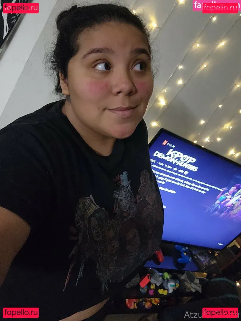 atzula Onlyfans Photo Gallery 