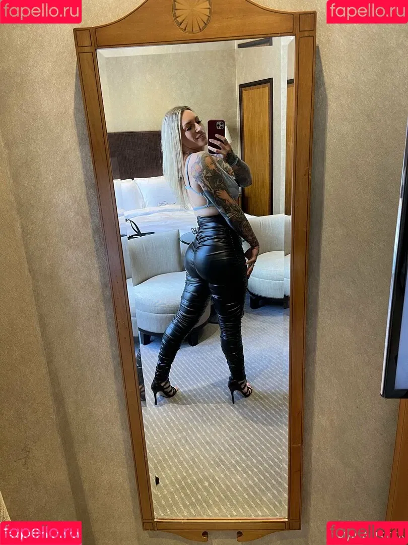 ava_austen Onlyfans Photo Gallery 