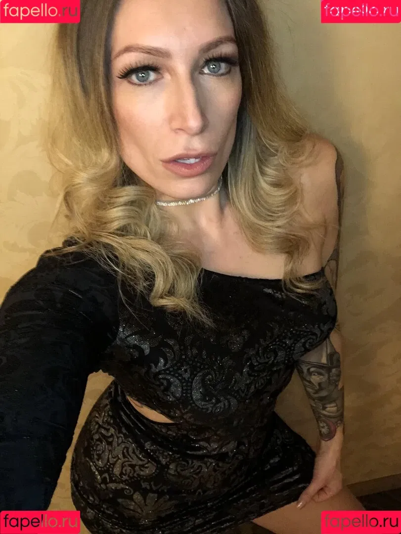 ava_austen Onlyfans Photo Gallery 