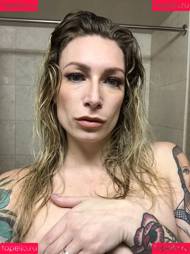 ava_austen Onlyfans Photo Gallery 