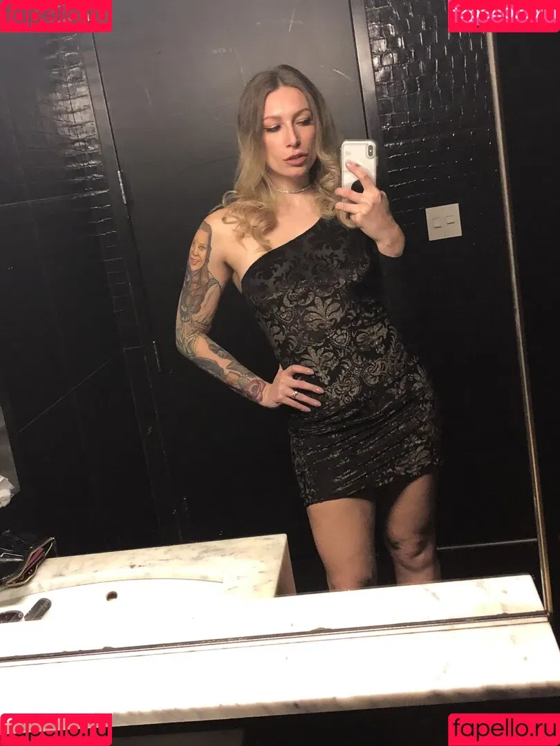 ava_austen Onlyfans Photo Gallery 