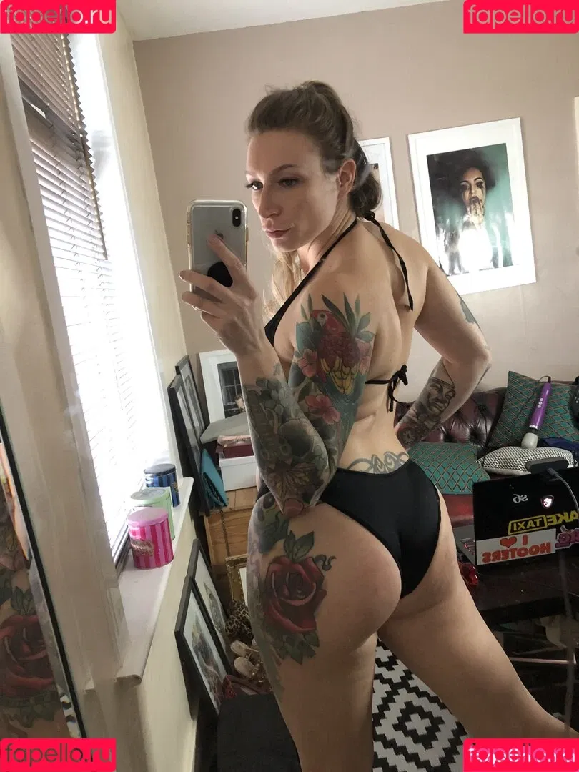 ava_austen Onlyfans Photo Gallery 