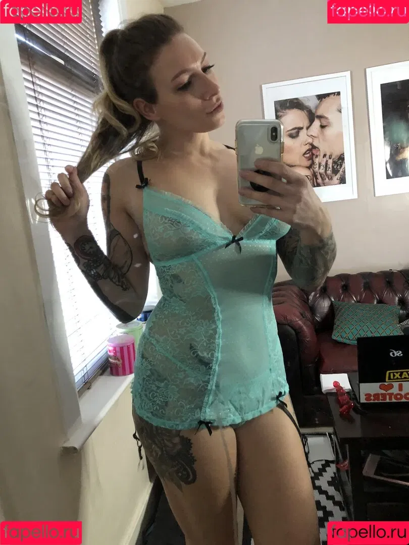 ava_austen Onlyfans Photo Gallery 