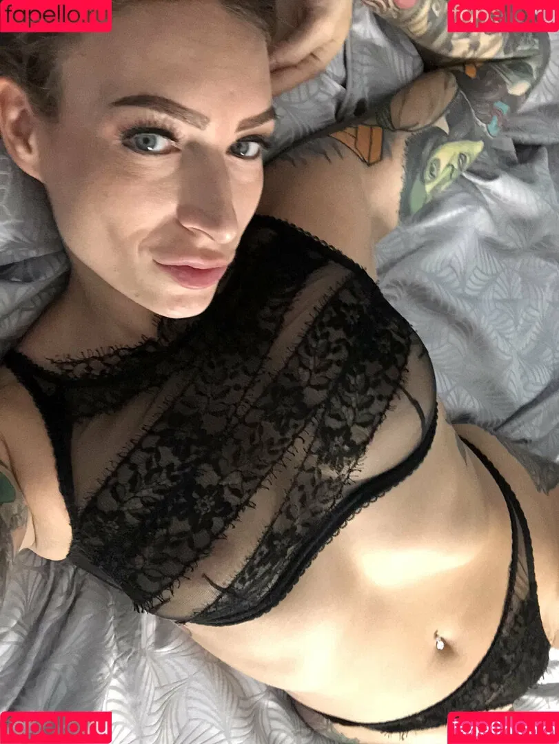 ava_austen Onlyfans Photo Gallery 