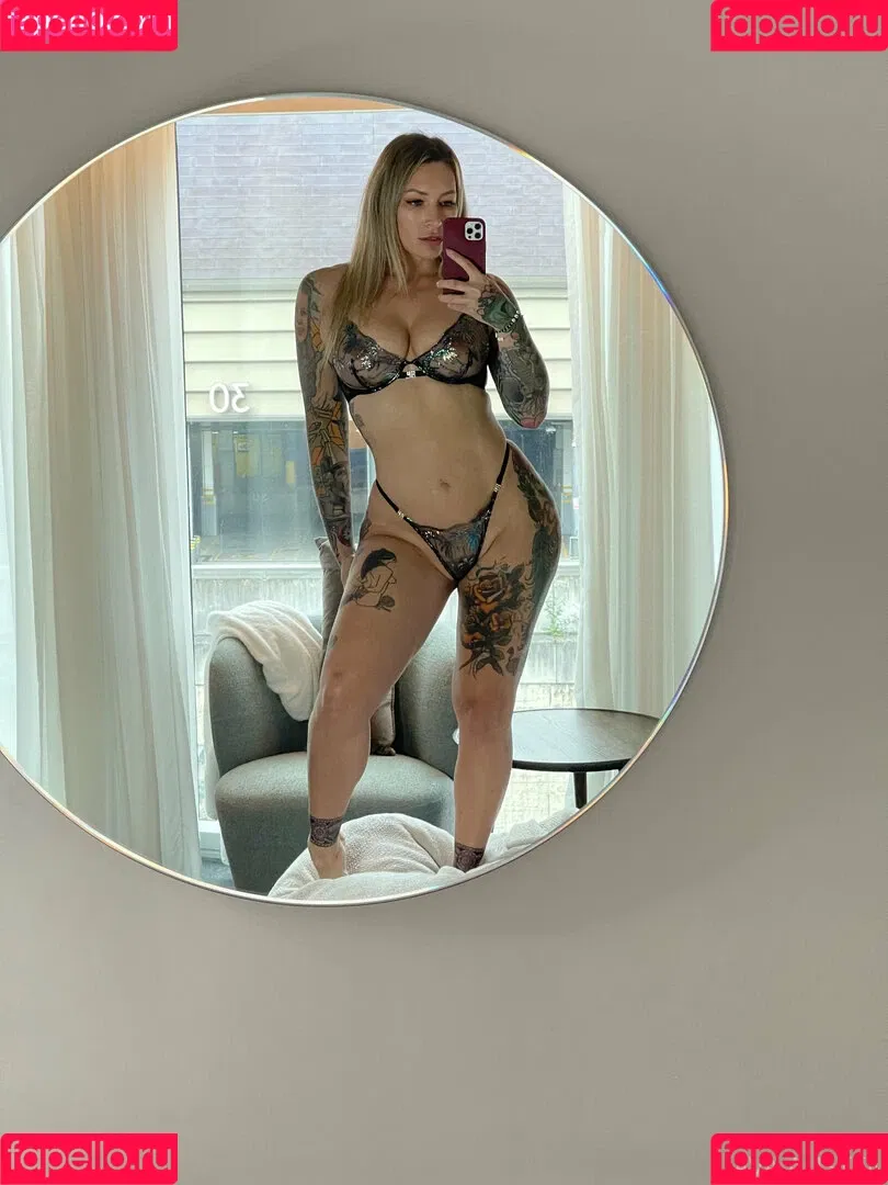 ava_austen Onlyfans Photo Gallery 