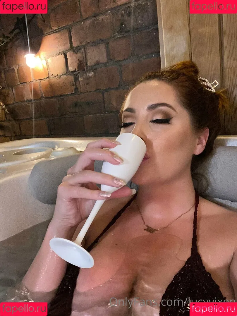 Lucy Vixen Onlyfans Photo Gallery 