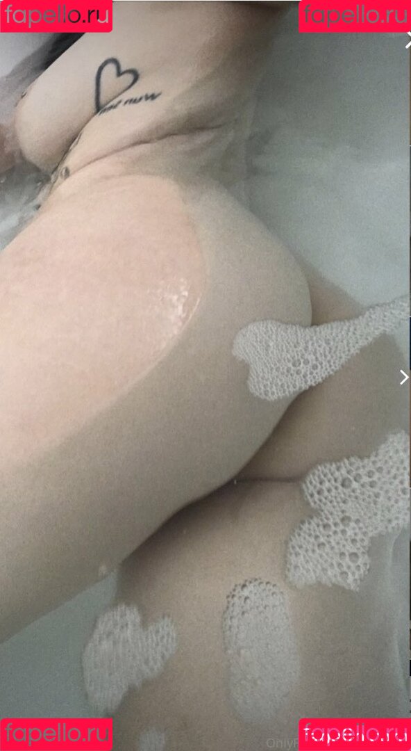 Amy G Onlyfans Photo Gallery 