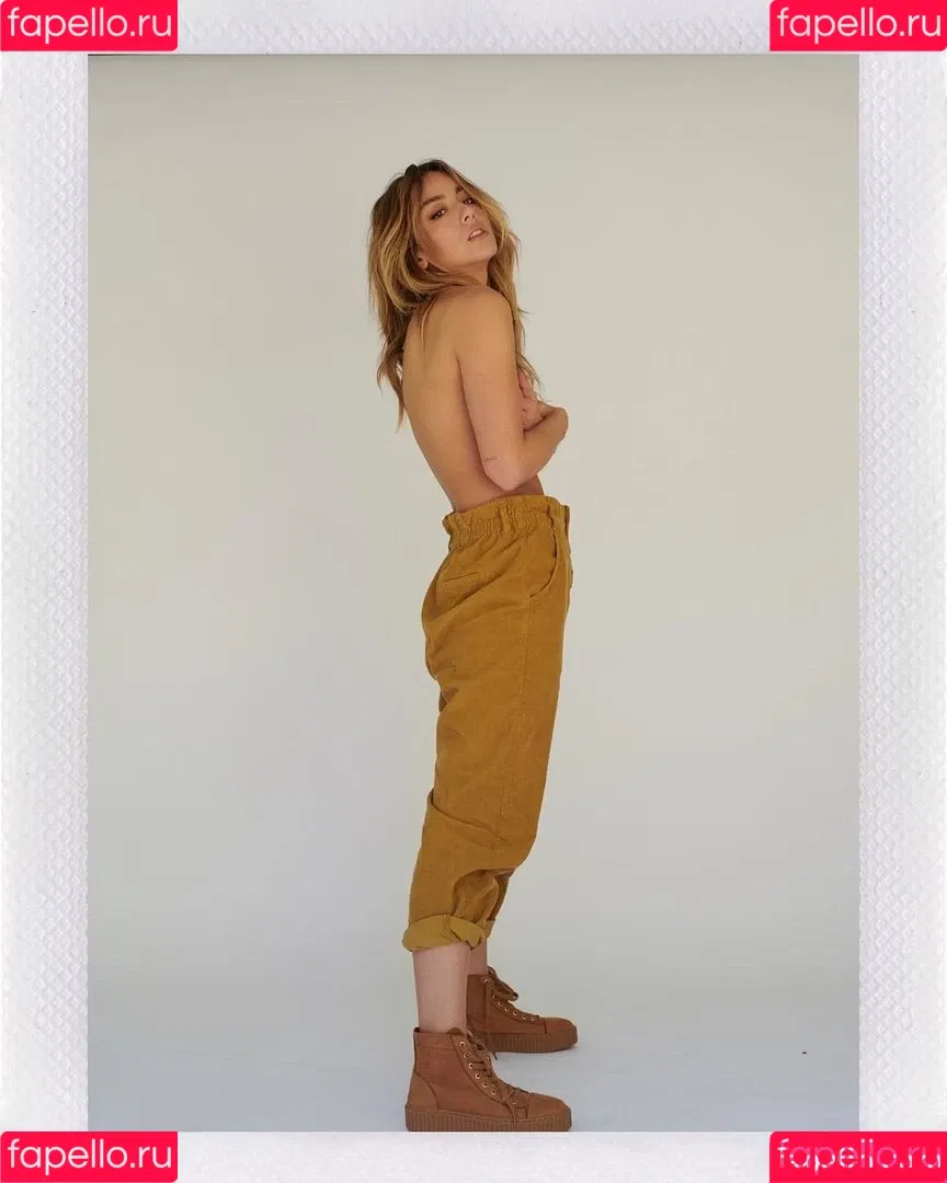 Chloe Bennet Onlyfans Photo Gallery 