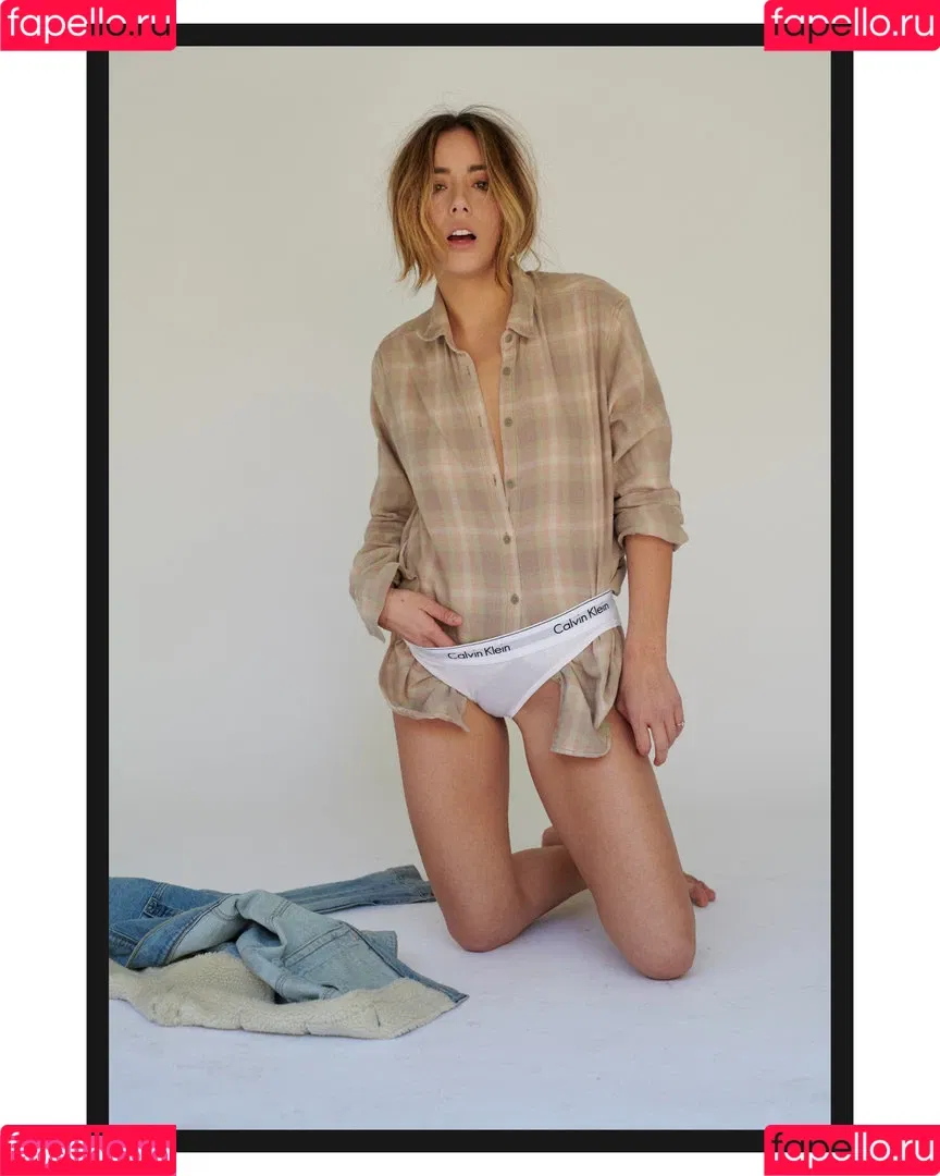 Chloe Bennet Onlyfans Photo Gallery 
