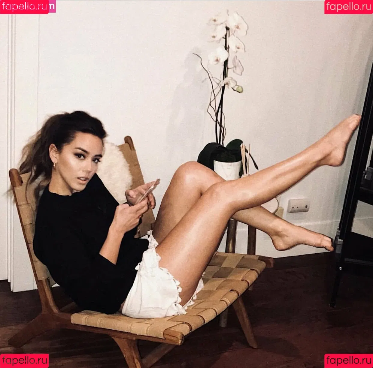Chloe Bennet Onlyfans Photo Gallery 