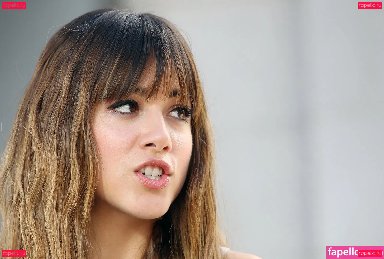 Chloe Bennet Onlyfans Photo Gallery 