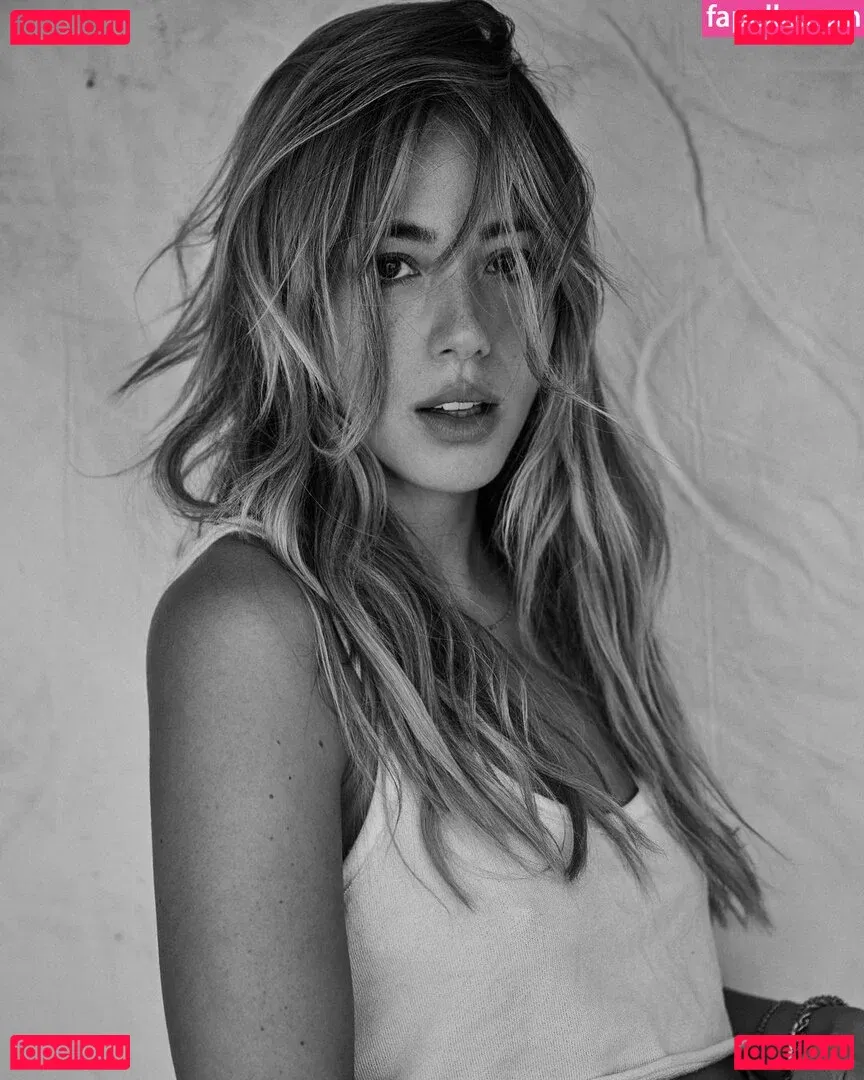 Chloe Bennet Onlyfans Photo Gallery 