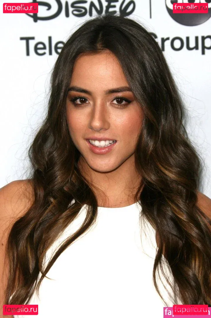 Chloe Bennet Onlyfans Photo Gallery 