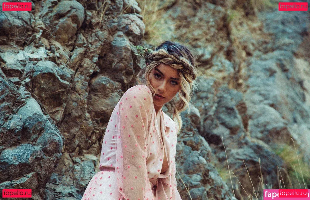 Chloe Bennet Onlyfans Photo Gallery 