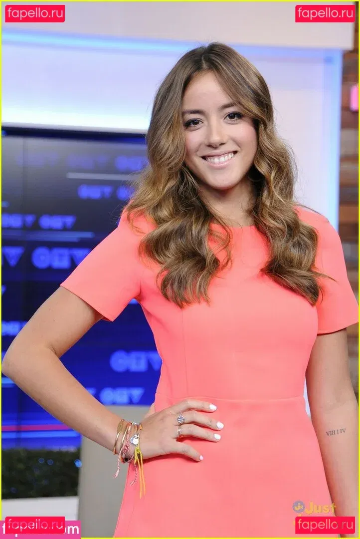 Chloe Bennet Onlyfans Photo Gallery 