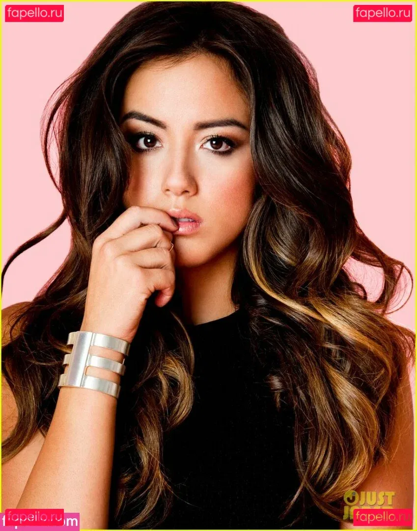 Chloe Bennet Onlyfans Photo Gallery 