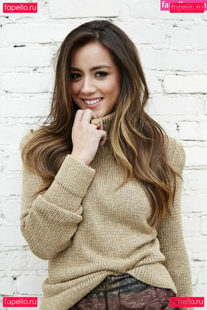 Chloe Bennet Onlyfans Photo Gallery 